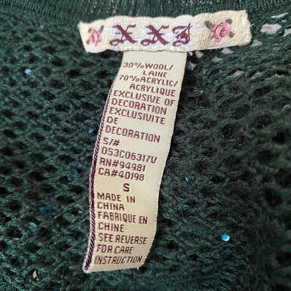 Forever 21 XXI y2k knit tshirt short sleeve sequin top - Picture 4 of 4